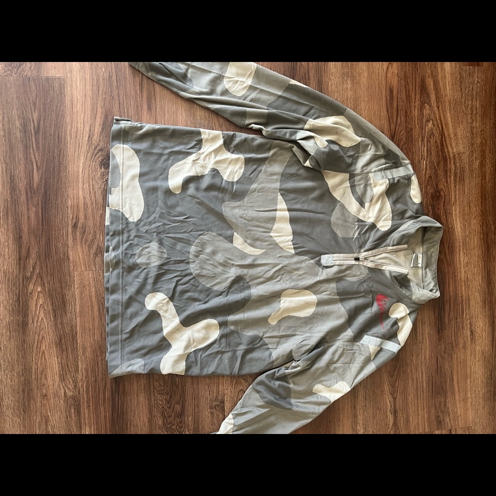 Nike quarter zip Mens L